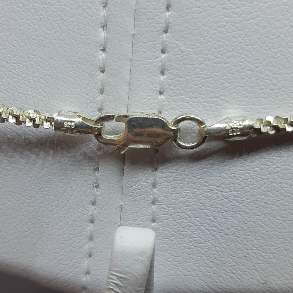 Sterling Silver "Diamond Cut" Rope Chain - Picture 4 of 5